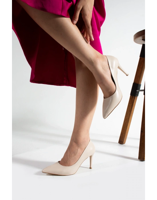 KadınStiletto Sivri Burun Topuklu Ayakkabı