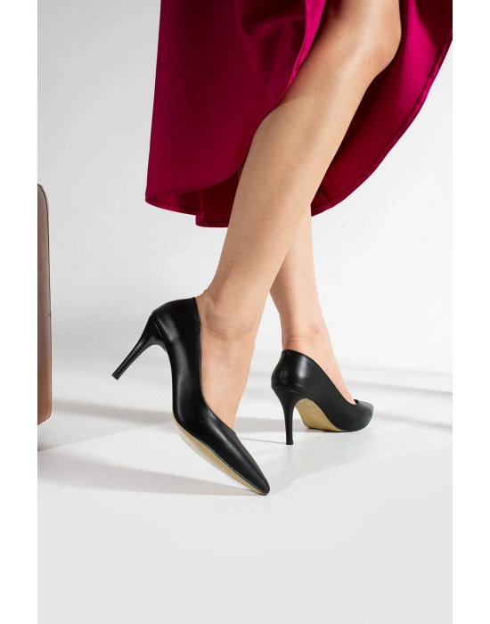 KadınStiletto Sivri Burun Topuklu Ayakkabı