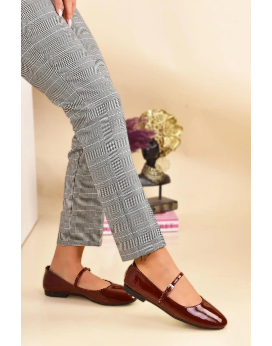 Kemer Bağlamalı Tokalı Kadın Babet Günlük Ayakkabı