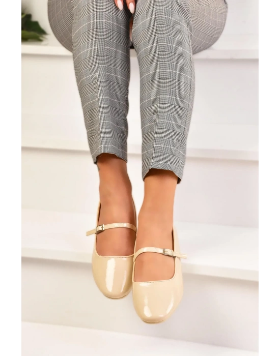 Kemer Bağlamalı Tokalı Kadın Babet Günlük Ayakkabı