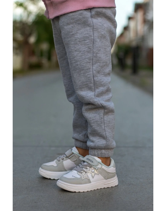 Kız Çocuk Yıldız Detaylı Sneaker Ayakkabı