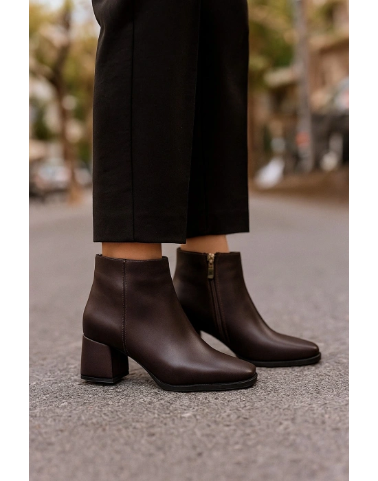 Küt Burunlu Kalın Topuklu Günlük Bot