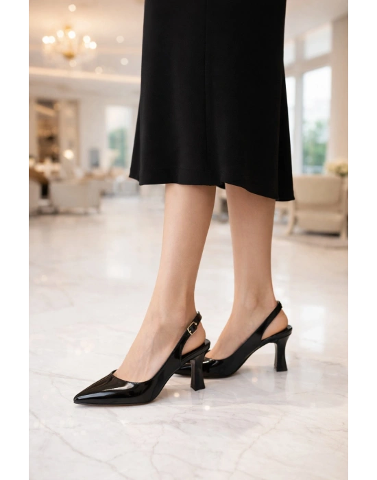 Şık ve Klasik Sivri Burun Kadın Topuklu Ayakkabı