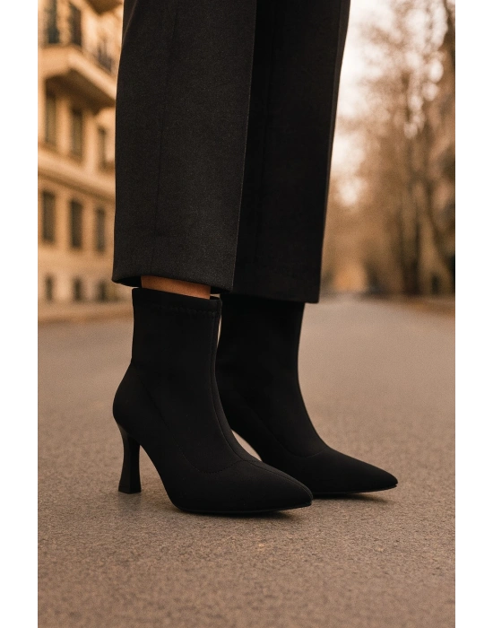 Sivri Burun Şık Çorap Streç Günlük Kadeh Topuk Bot Yarım Çizme