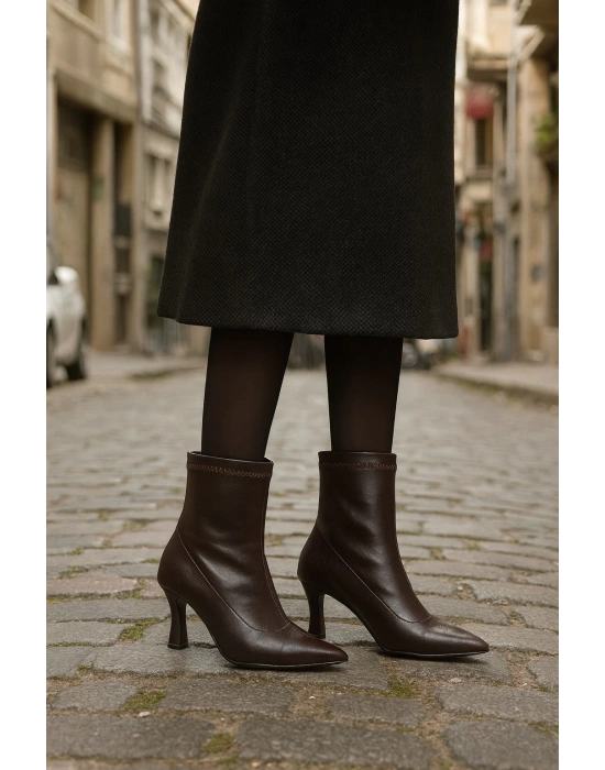 Sivri Burun Şık Çorap Streç Günlük Kadeh Topuk Bot Yarım Çizme