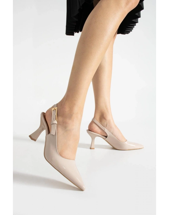 Tokalı Kadın Sivri Topuklu Ayakkabı