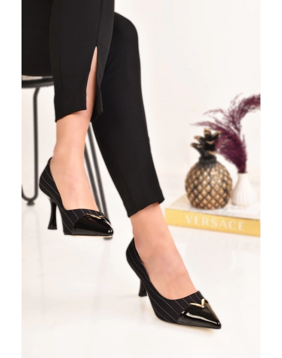 V Toka Çizgili Kadın Topuklu Ayakkabı