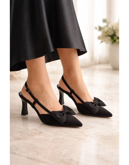 Zarif Fiyonk Detaylı Sivri Burun Kadın Ayakkabı