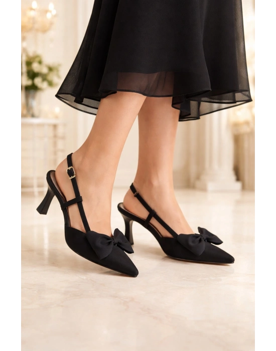 Zarif Fiyonk Detaylı Sivri Burun Kadın Ayakkabı