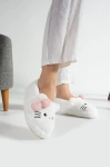 Hello Kitty Desenli Fiyonklu Kadın Peluş Ev Terliği