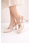 Kadın Sivri Burun İnci Detaylı Slingback İnce Topuk Rugan Ayakkabı