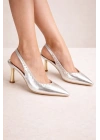 Kadın Sivri Burun Zımbalı Slingback İnce Topuk Ayakkabı