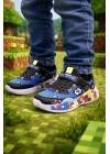 Erkek Çocuk Anarok Taban Spor Ayakkabı – Renkli Piksel Desenli, Rahat ve Kaymaz