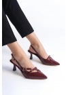 Kadın RuganTokalı Sivri Burun Topuklu Stiletto Ayakkabı