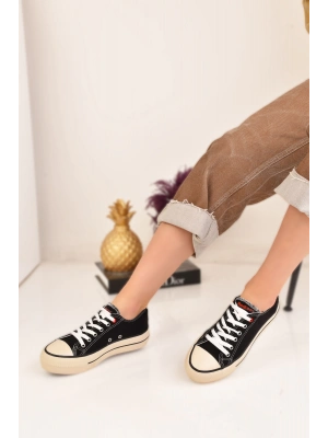 Kısa Keten Bağcıklı Spor Ayakkabı Sneaker