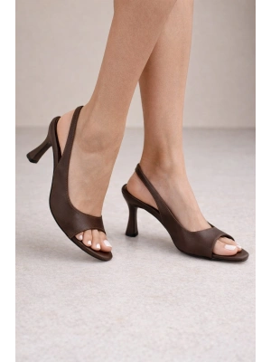 Kadın Şık Sivri Burun Slingback Topuklu Ayakkabı