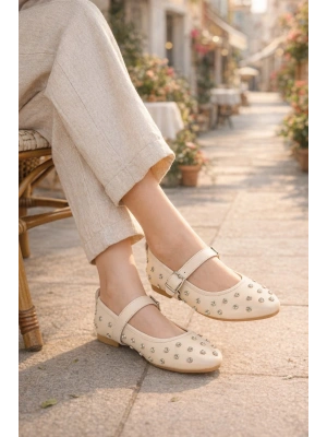 Kadın Taşlı Tokalı Bantlı Babet Ayakkabı