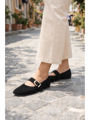 Kadın Siyah Süet Dokulu Tokalı Kemerli Babet Ayakkabı