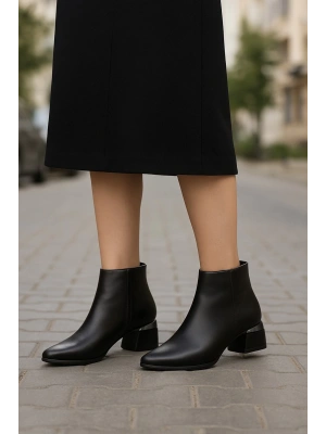 Kadın Topuk Detaylı Fermuarlı Kadın Bot