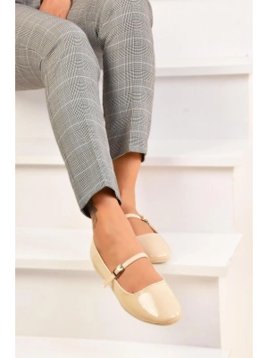 Kemer Bağlamalı Tokalı Kadın Babet Günlük Ayakkabı