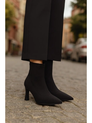 Sivri Burun Şık Çorap Streç Günlük Kadeh Topuk Bot Yarım Çizme