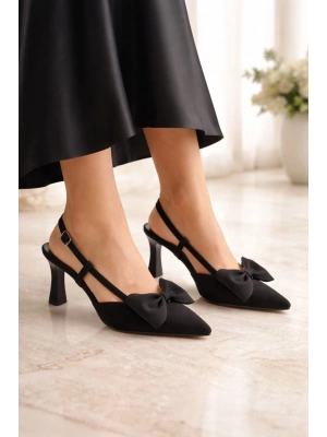 Zarif Fiyonk Detaylı Sivri Burun Kadın Ayakkabı