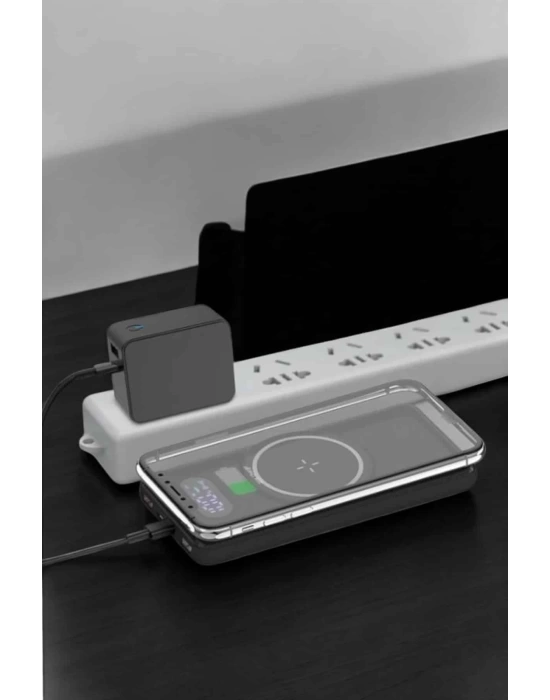 Powerbank Taşınabilir 10.000 Mah Hızlı Şarj Dijital Göstergeli
