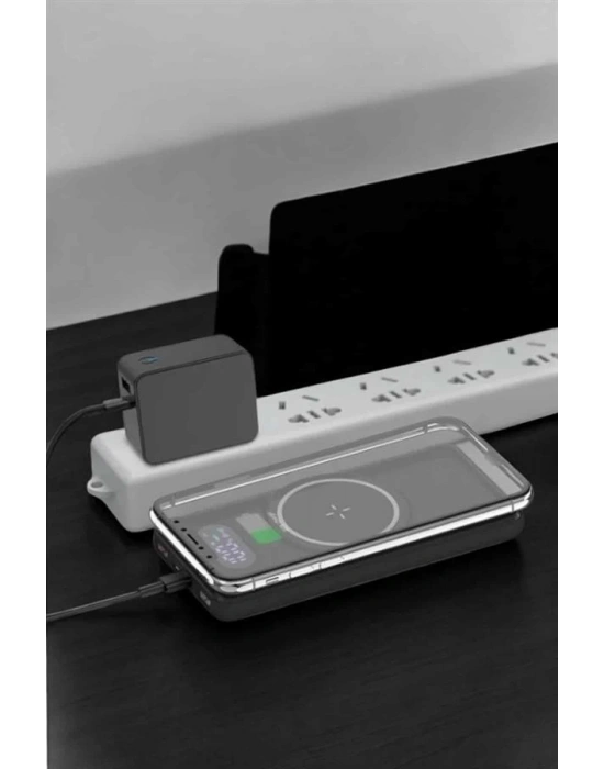 Powerbank Taşınabilir 10.000 Mah Hızlı Şarj Dijital Göstergeli