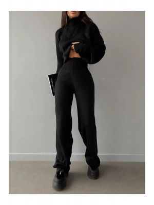 Kadın Balıkçı Yaka Alt-üst Parmak Geçirmeli Sartre Takım