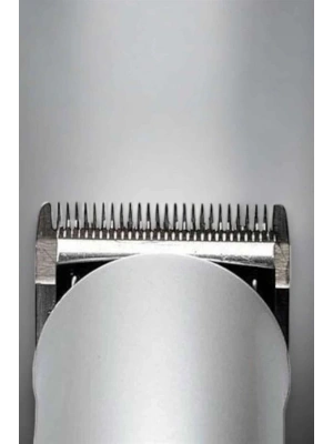 Erkeklere Özel Şarjlı Saç ve Sakal Kesme Tıraş Makinesi Seti