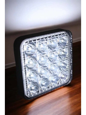 Tepe Lambası Tüm Araç Tiplerine Uygun Sis Lambası 16 Led Beyaz Renk