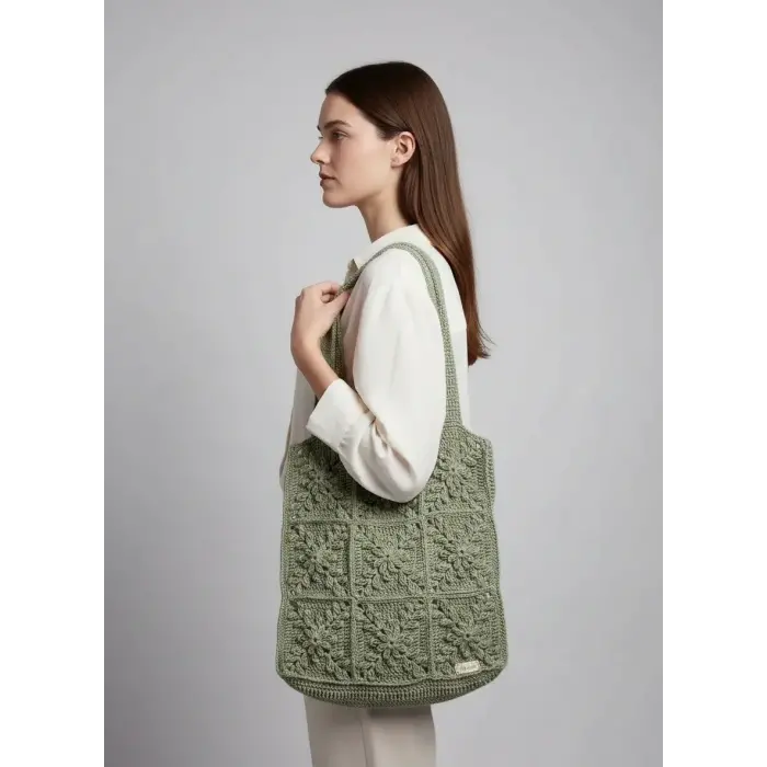 Hand-Knitted Shoulder Bag with Integrated Handle - Green