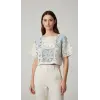 El Yapımı Çiçek Motifli Koton Crop Bluz