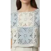El Yapımı Çiçek Motifli Koton Crop Bluz