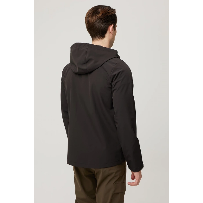 Campanula Softshell Mont - Su Ve Rüzgar Geçirmez, Nefes Alabilir, Outdoor Ve Günlük Kullanıma Uygun