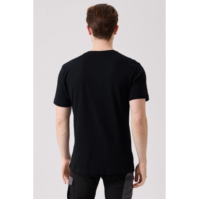 Galanthus V Yaka T-shirt - Nefes Alabilir, Rahat Ve Şık Tasarım