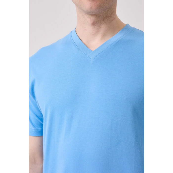 Galanthus V Yaka T-shirt - Nefes Alabilir, Rahat Ve Şık Tasarım