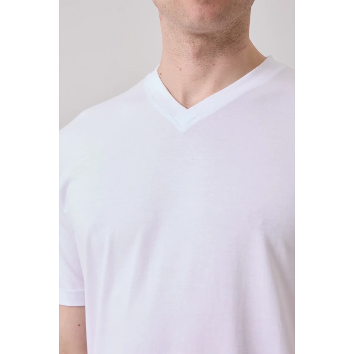 Galanthus V Yaka T-shirt - Nefes Alabilir, Rahat Ve Şık Tasarım