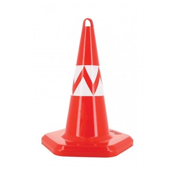 Trafik Konisi Ut5024 Altı Köşeli, Kulplu Ve Dayanıklı