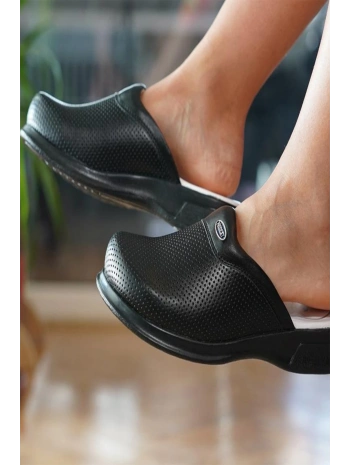 Prodexy Eko Unisex Terlik – Şık Ve Rahat Seçenek, Siyah Ve Beyaz Renklerle Stilinizi Tamamlayın