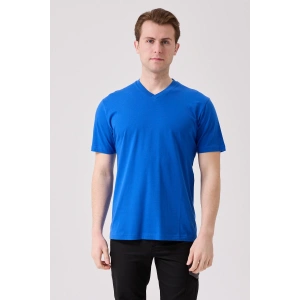 Galanthus V Yaka T-shirt - Nefes Alabilir, Rahat Ve Şık Tasarım