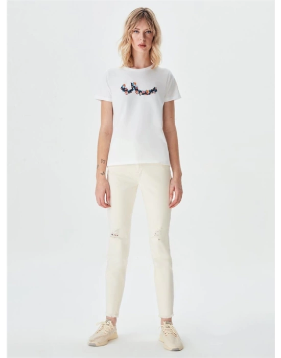 Çiçek Logolu Kadın T-Shirt