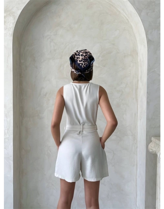 Kuşaklı şortlu tulum