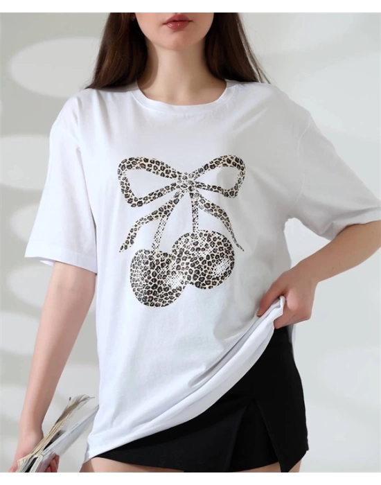 Leopar Desenli kiraz Baskılı Kadın T-Shirt