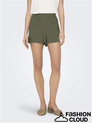 15222182 Viskoze Rahat Kadın Şort