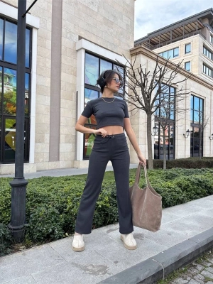 Bol paça pantolonlu alt üst takım