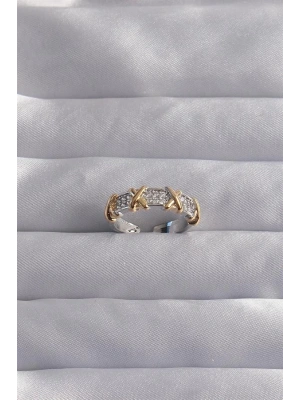 Pirinç Ayarlamalı Gümüş Renk Zirkon Taşlı XOXO Model Yüzük