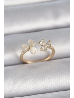 Pirinç Gold Renk Ayarlanabilir Zirkon Taşlı Kalp Beyaz Mineli Model Kadın Yüzük