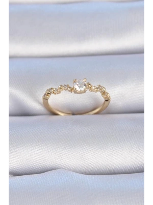 Pirinç Gold Renk Tek Taş Model Zirkon Taşlı Kadın Yüzük