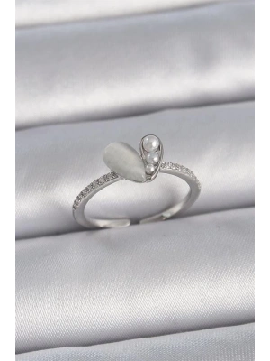 Pirinç Gümüş Renk Ayarlanabilir Zirkon Taşlı İncili Beyaz Mineli Kalp Model Kadın Yüzük